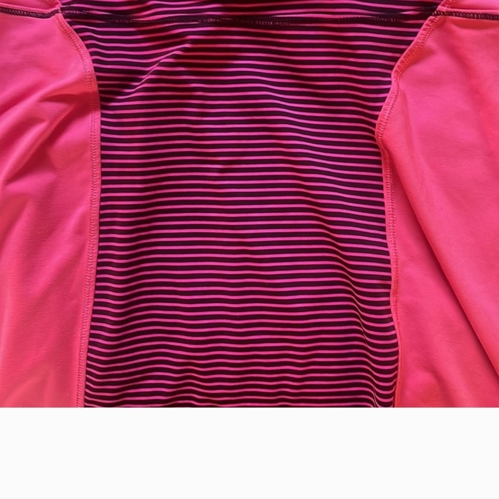 Lululemon Energy Tank - Picture 3 of 3